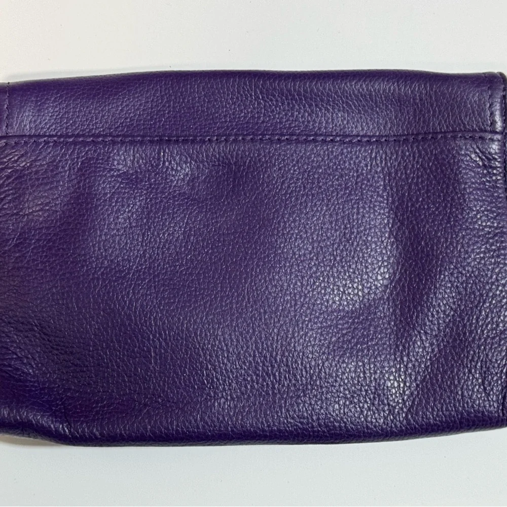 Grace Adel Purple Leather Clutch Bag - Picture 4 of 4
